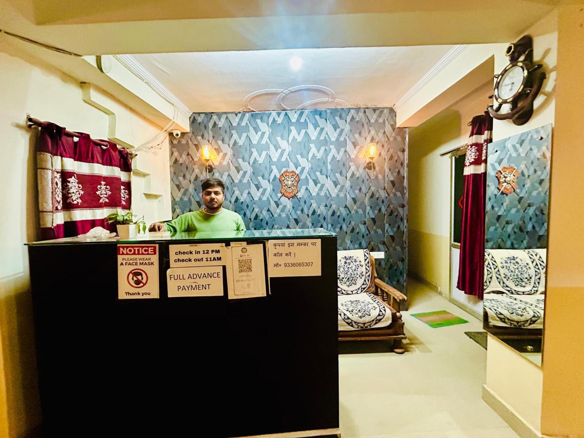 Sainik 500mtr From Medanta Hospital Lucknow