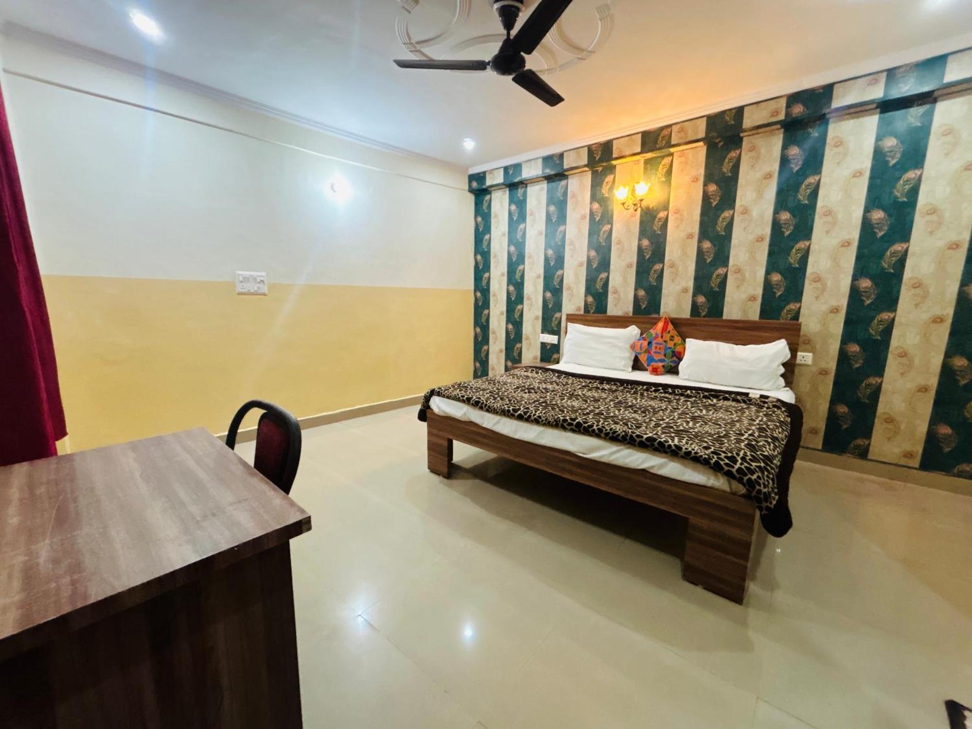 Sainik 500mtr From Medanta Hospital * Lucknow